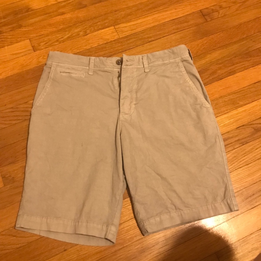 American Eagle extreme flex grey shorts